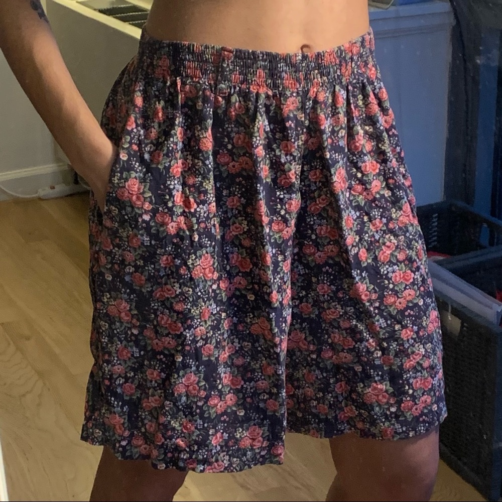 Floral Printed Skirt-Like Shorts